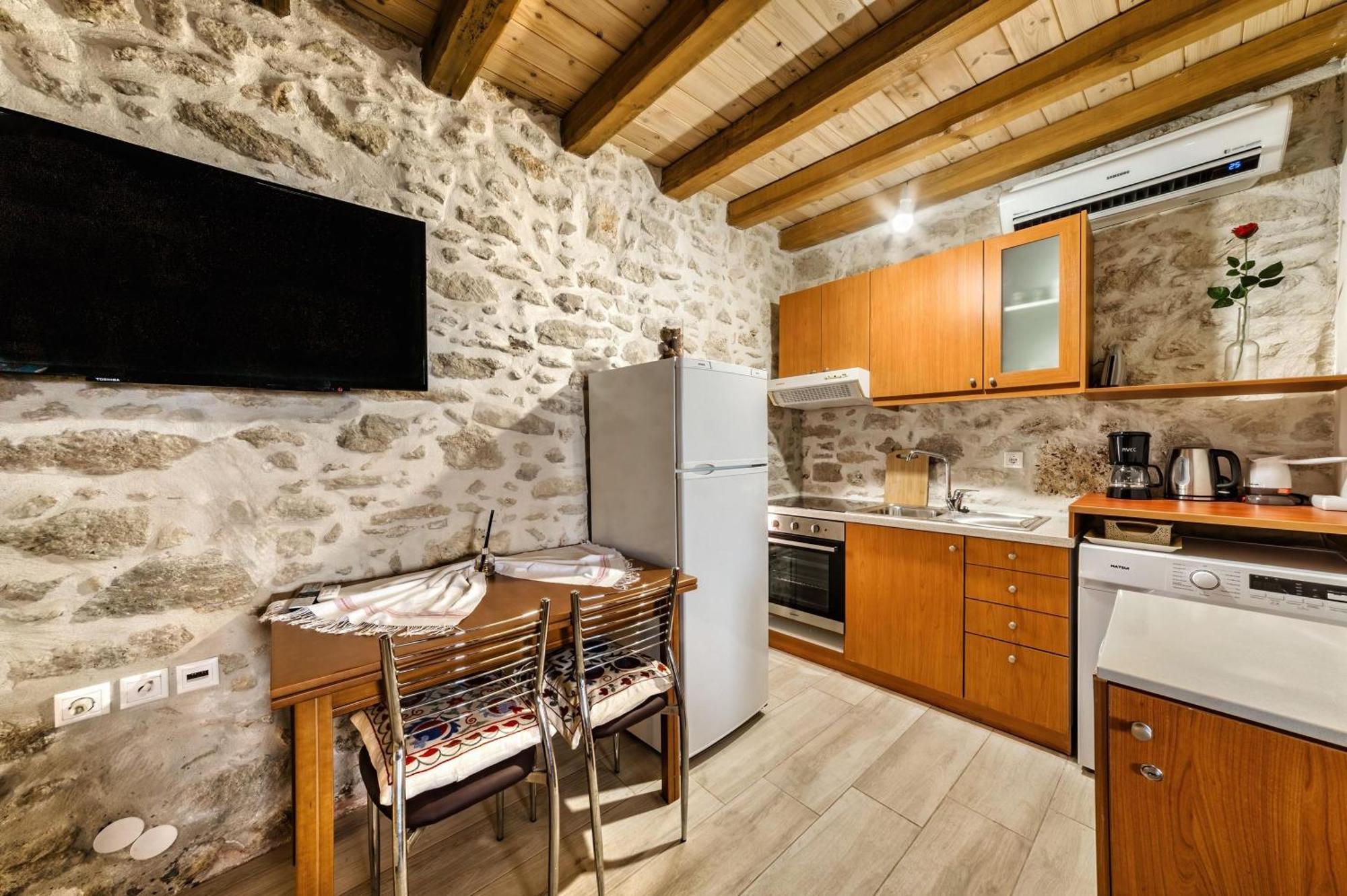 Guest House Aphrodite Kato Archanes Buitenkant foto